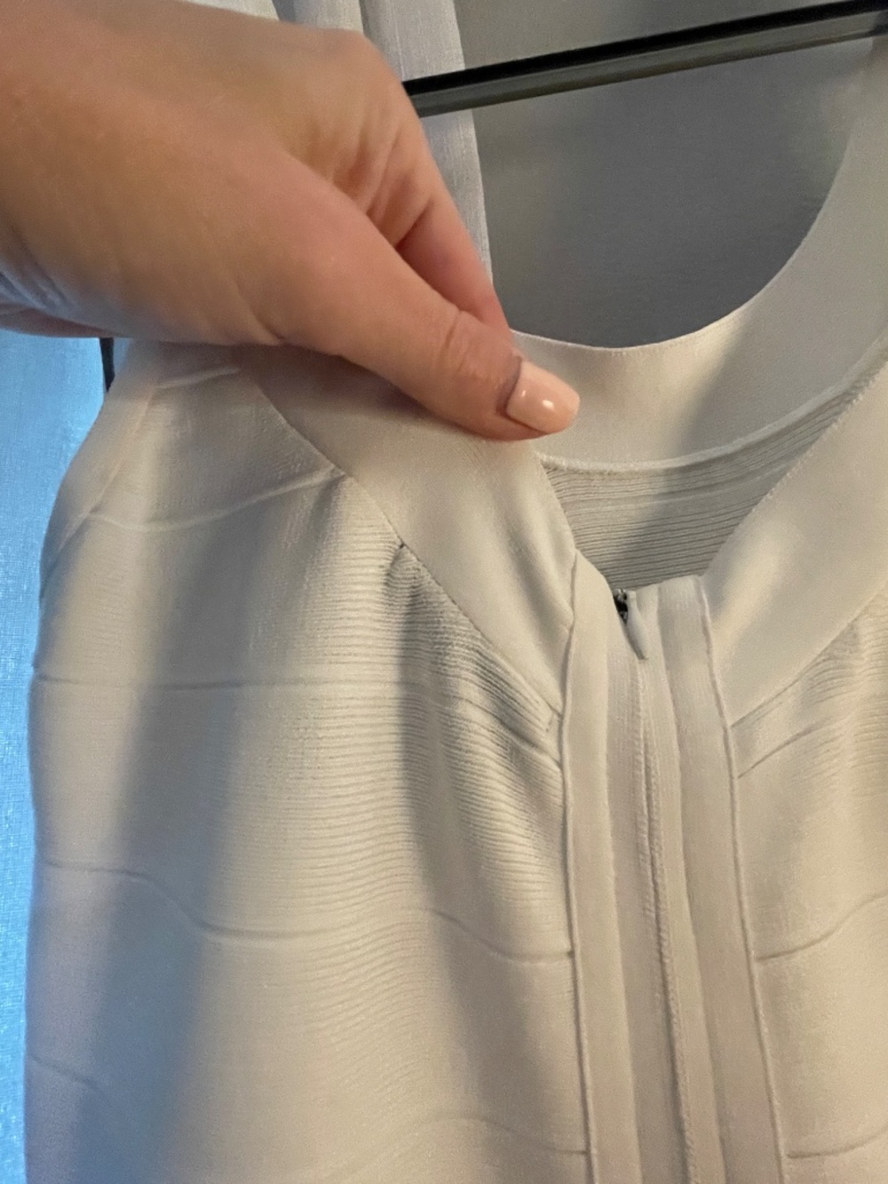 Dress - Picture 8 of 9